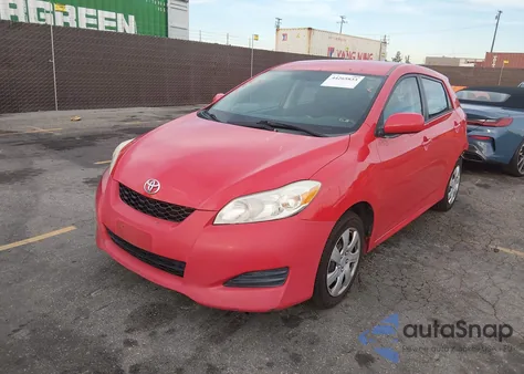 2011 Toyota Matrix z USA, uszkodzony, nr VIN 2T1KU4EE0BC551711